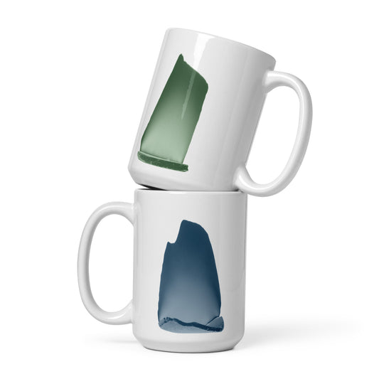 White glossy mug 03